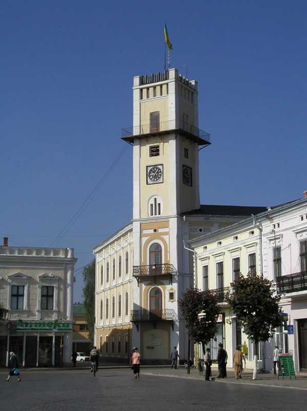 City Hall in Kolomyja (1880) -…